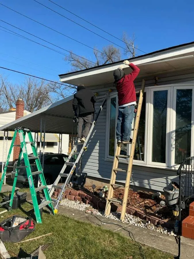 Restoration crew performing exterior repair in Muncie